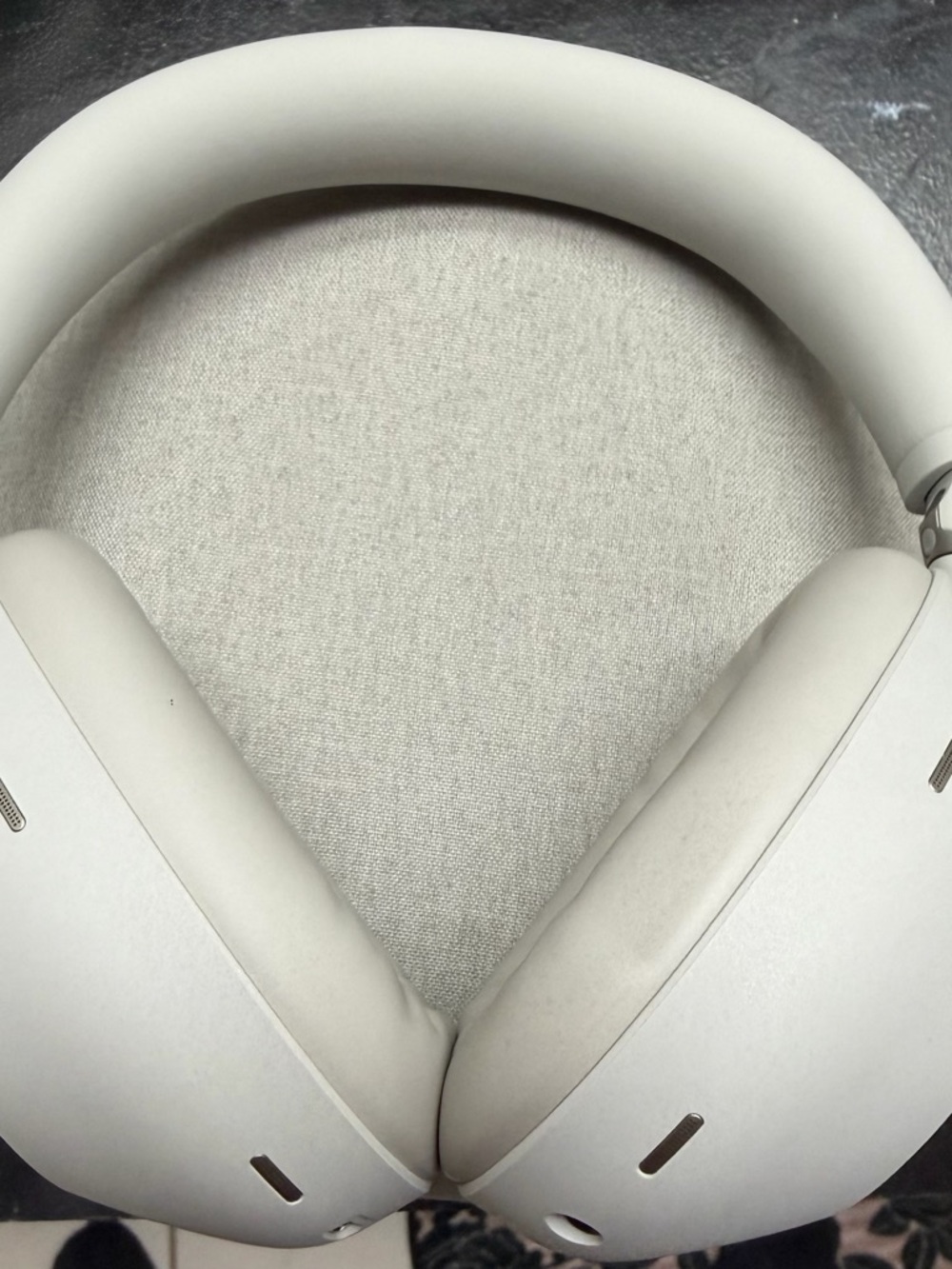 Sony - WH-1000XM6- Best Wireless Noise Cancelling Headphones - Silver - Picture 2 of 12